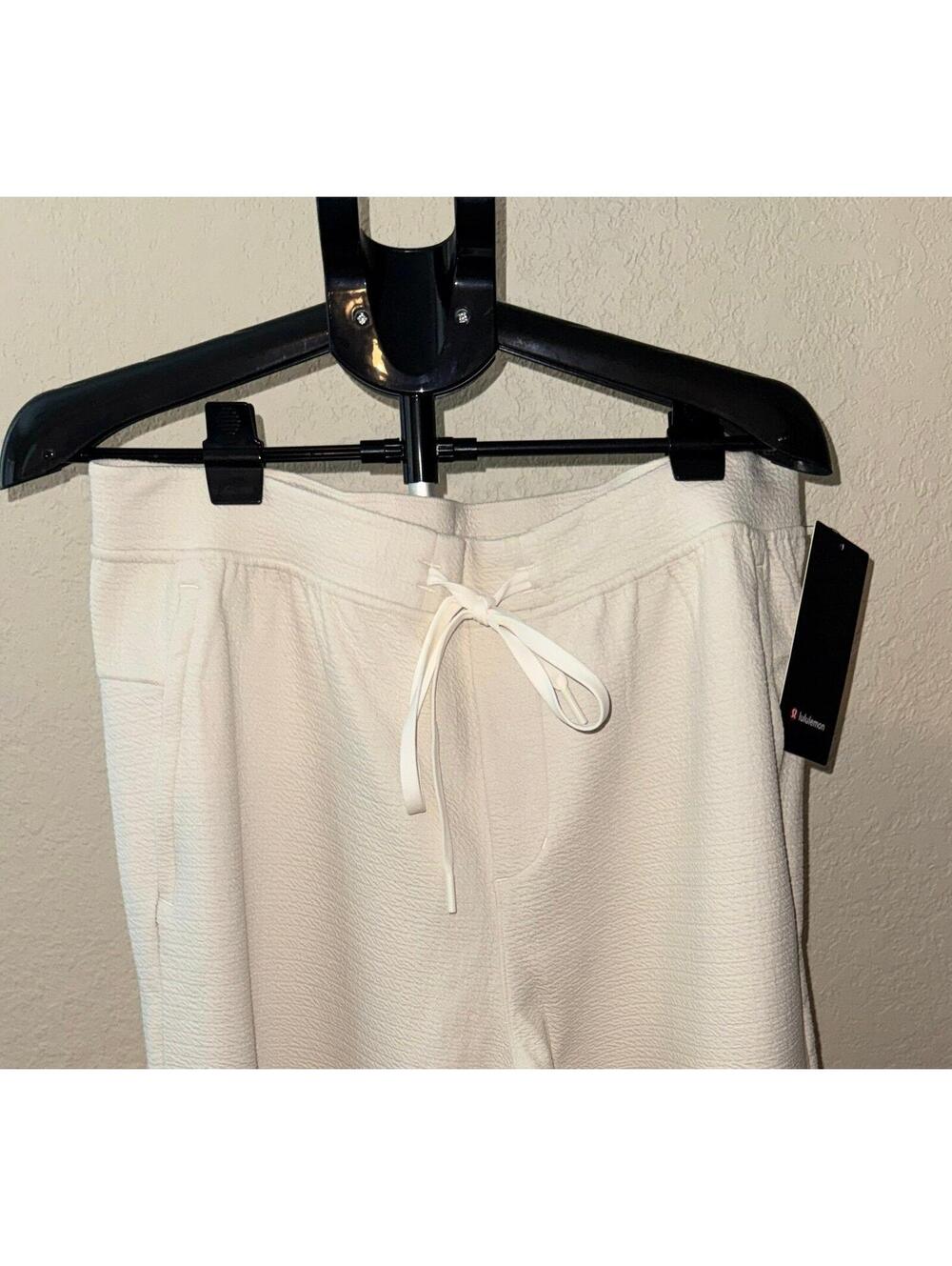 Lululemon Textured Spacer Relaxed Straight Pant XL Cream NWT Wide Leg Athleisure
